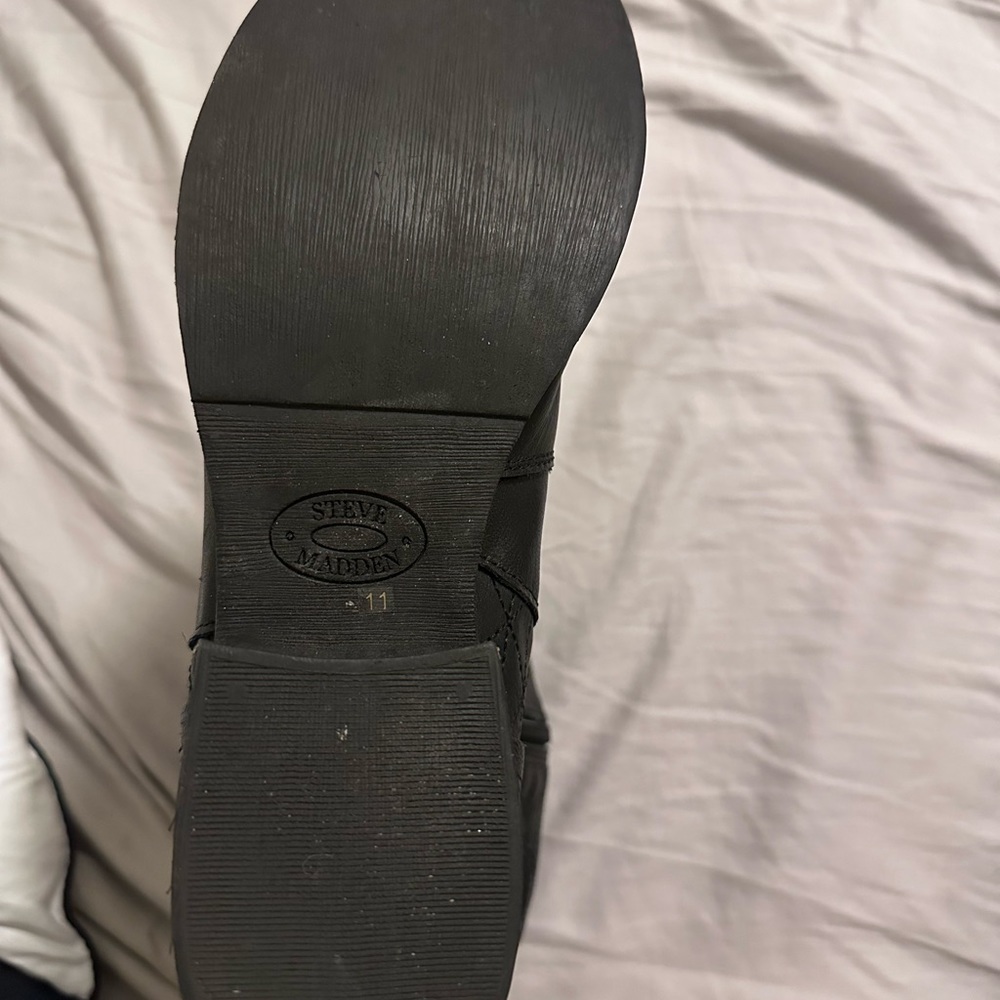 Black Steve Madden boots